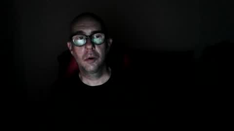 Snapshot of mat11efou chatting on February 1, 2026, 9:46 pm mat11efou online show from February 1, 2026, 9:46 pm