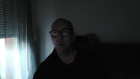 mat11efou online show from July 5, 2026, 4:41 am