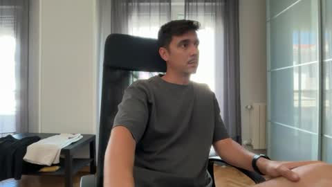 Snapshot of matahavi chatting on July 3, 2026, 3:07 pm Aaron online show from July 3, 2026, 3:07 pm