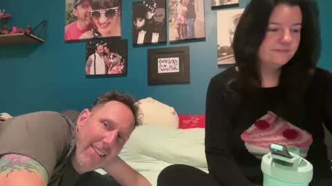 Snapshot of matchingtracksuits chatting on December 1, 2025, 4:56 pm Jer and Kel online show from December 1, 2025, 4:56 pm