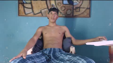 matteo online show from December 16, 2025, 8:36 pm