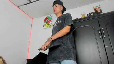 Snapshot of mateo_escobar chatting on November 1, 2025, 7:27 pm mateo_escobar online show from November 1, 2025, 7:27 pm