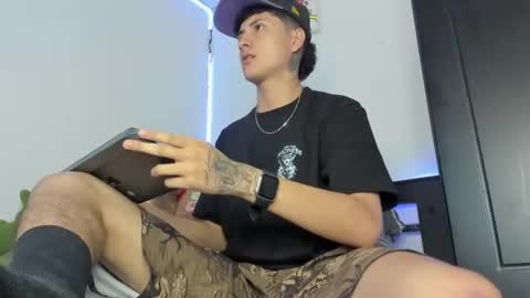 Snapshot of mateo_escobar chatting on November 20, 2025, 9:58 pm mateo_escobar online show from November 20, 2025, 9:58 pm