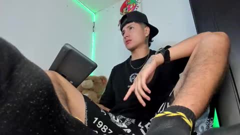 Snapshot of mateo_escobar chatting on December 2, 2025, 2:50 am mateo_escobar online show from December 2, 2025, 2:50 am