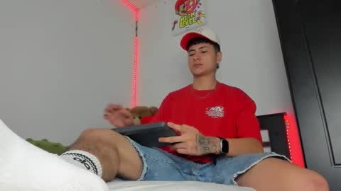 mateo_escobar online show from January 15, 2026, 3:44 am