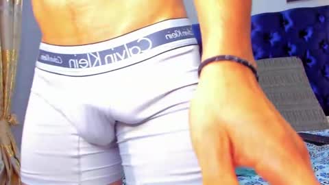 Snapshot of mateoking1 chatting on February 25, 2025, 7:42 am MATEO KING online show from February 25, 2025, 7:42 am