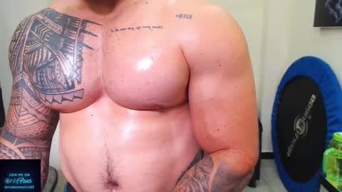 Mateo online show from December 4, 2025, 6:27 pm