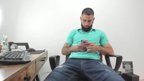 Matheus     online show from February 11, 2025, 5:18 pm