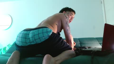 Snapshot of mathew444 chatting on February 14, 2026, 10:06 pm STRURIBE ON INSTAGRAM online show from February 14, 2026, 10:06 pm