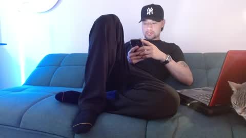 Snapshot of mathew444 chatting on February 15, 2026, 8:05 pm STRURIBE ON INSTAGRAM online show from February 15, 2026, 8:05 pm