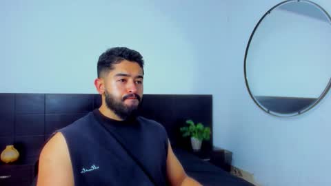 Mathew Flintt  online show from October 17, 2025, 10:12 pm