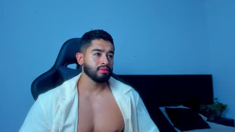 Mathew Flintt  online show from February 15, 2026, 12:51 am