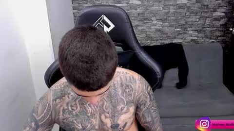 Mathew Independent model online show from December 21, 2025, 10:28 pm