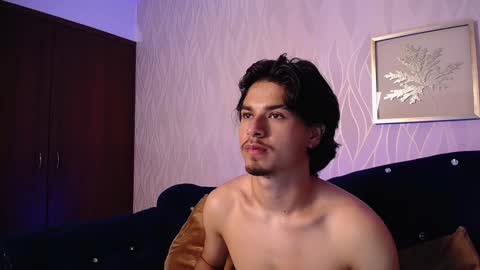 Mathew online show from December 21, 2025, 7:26 am