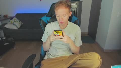 Alejandro Alex online show from January 5, 2025, 9:25 pm