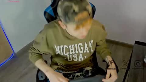 Alejandro Alex online show from February 11, 2026, 12:37 am