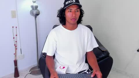 Snapshot of matias__blake chatting on July 2, 2026, 12:55 pm Matias Blake online show from July 2, 2026, 12:55 pm
