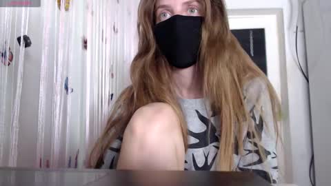 Snapshot of matreshka_balalaika chatting on March 15, 2026, 11:05 am Zoya online show from March 15, 2026, 11:05 am