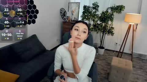 Kate online show from December 20, 2025, 7:59 am