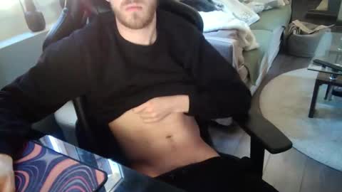 Snapshot of matt1q237916 chatting on April 15, 2026, 3:19 pm matt1q237916 online show from April 15, 2026, 3:19 pm