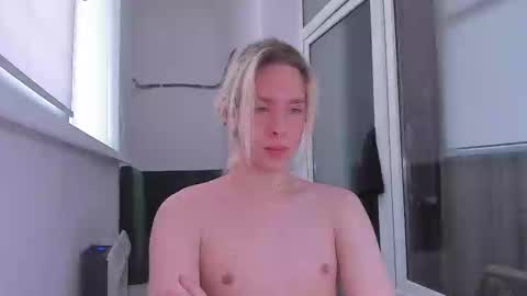 Snapshot of matt_spark chatting on March 5, 2025, 3:51 am Matt online show from March 5, 2025, 3:51 am