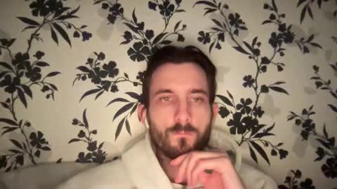 Snapshot of mattcarta chatting on January 15, 2025, 1:23 am mattcarta online show from January 15, 2025, 1:23 am