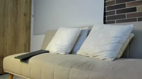 mattaclawjean online show from June 11, 2026, 2:53 am