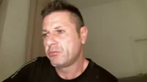 matteo online show from April 22, 2026, 9:38 pm