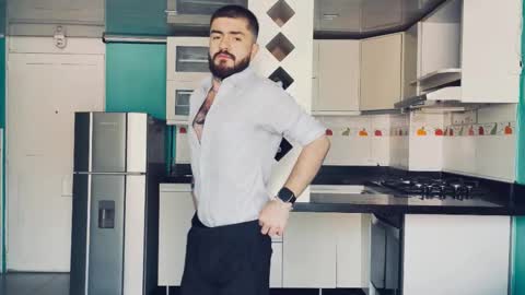 Matteo simpson online show from November 21, 2025, 12:54 am