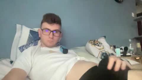 matthd21 online show from November 9, 2025, 2:37 pm