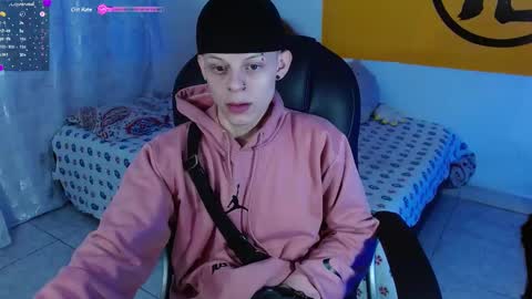 Snapshot of matthewboy_ chatting on December 29, 2024, 6:14 am MatthewBoy online show from December 29, 2024, 6:14 am