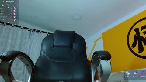 Snapshot of matthewboy_ chatting on January 29, 2025, 5:09 am MatthewBoy online show from January 29, 2025, 5:09 am