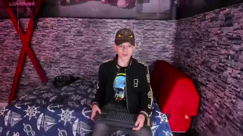 MatthewBoy online show from November 21, 2025, 5:06 am