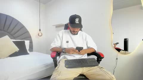 Matthew online show from February 8, 2026, 7:50 pm