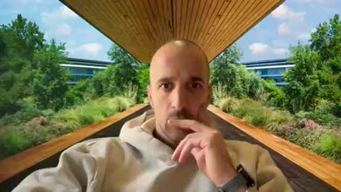 M online show from October 20, 2025, 1:44 pm