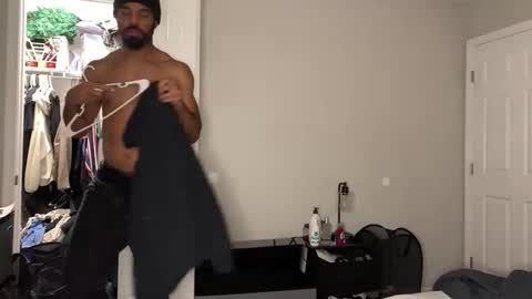 Matt online show from November 9, 2025, 10:30 pm