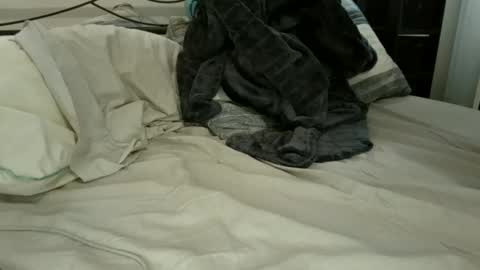 mattsroom123 online show from February 17, 2025, 4:15 pm