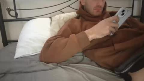 Snapshot of mattsroom123 chatting on January 17, 2026, 7:39 pm mattsroom123 online show from January 17, 2026, 7:39 pm
