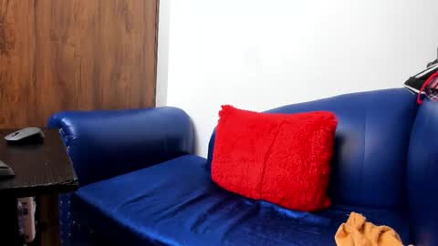 Lucy online show from October 14, 2025, 12:28 pm