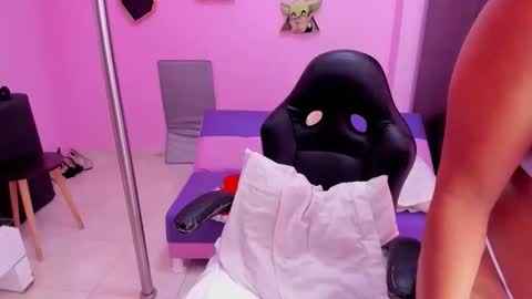 call me mommy online show from April 11, 2026, 11:58 am