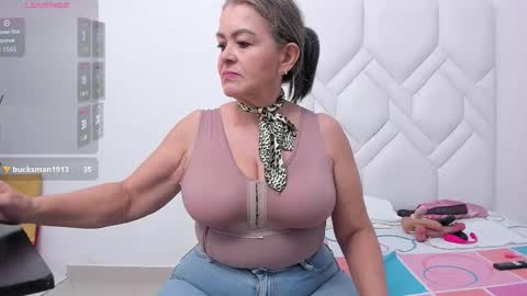 Snapshot of mature_hard_ chatting on November 22, 2025, 8:08 pm ISABEL online show from November 22, 2025, 8:08 pm