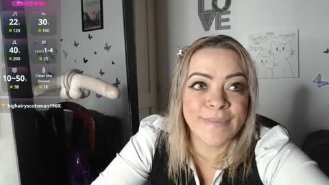 Snapshot of mature_liaa chatting on January 20, 2025, 11:21 pm Mature liaa online show from January 20, 2025, 11:21 pm