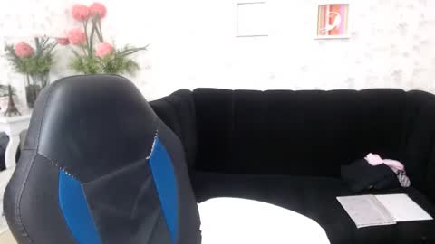 Martina online show from February 15, 2025, 8:54 am