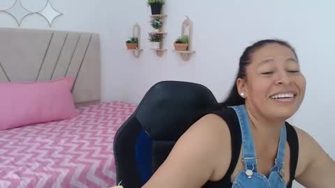 Martina online show from April 9, 2026, 8:25 pm