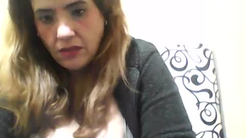 mature_sweet3827 online show from January 17, 2025, 6:33 pm