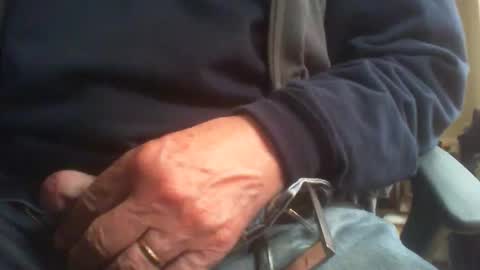 Maturedaddi online show from October 14, 2025, 12:50 pm