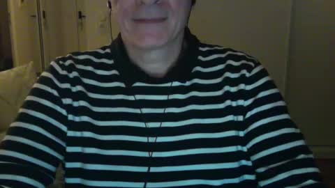 Snapshot of maturehotman chatting on December 1, 2024, 5:13 pm maturehotman online show from December 1, 2024, 5:13 pm