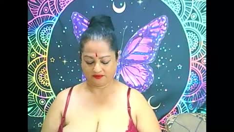 matureindian4u65 online show from March 9, 2025, 10:41 pm