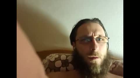 Matuschko online show from April 18, 2026, 9:37 pm