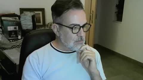 matxexo online show from November 29, 2025, 7:06 pm